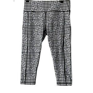 Belcorva Mid-Calf Leggings Women’s Size Small Geometric Athletic Yoga Pockets